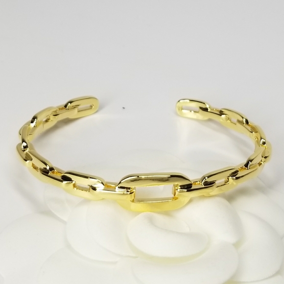 Jewelry - NEW Chain Links Open Cuff Bracelet Bangle
